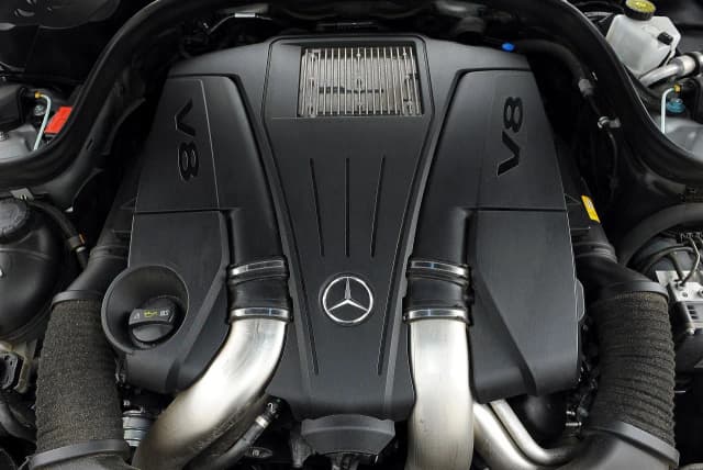 Mercedes W212 - jakie silniki benzynowe oferują najlepsze osiągi? Mercedes W212 - jakie silniki benzynowe oferują najlepsze osiągi?